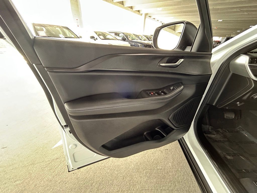 Used 2025 Bright White Clearcoat Jeep Laredo image 46