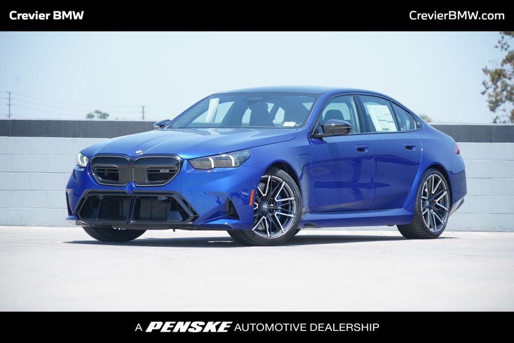 Thumbnail: 2026 BMW M5 - 1