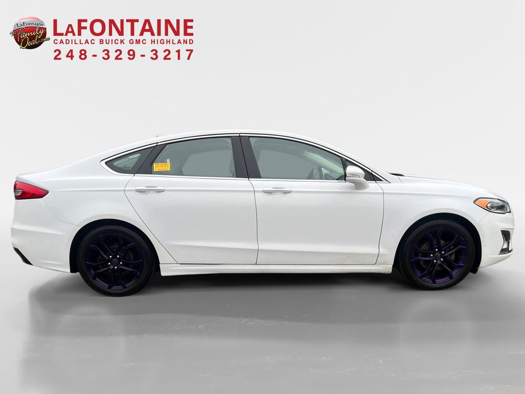 2020 Ford Fusion Hybrid Titanium 8