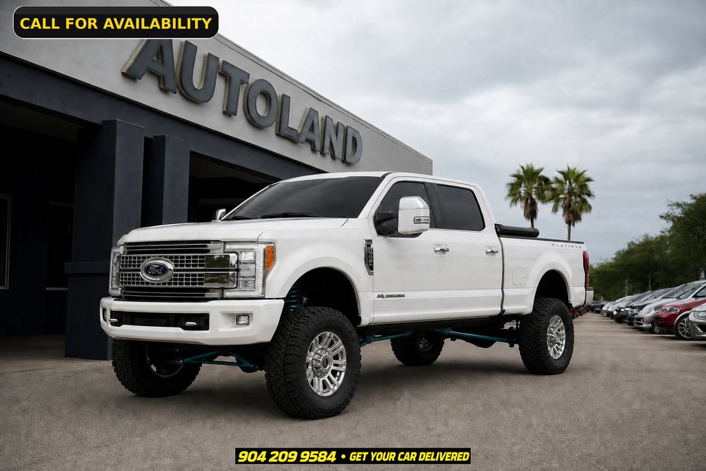 White Platinum Clearcoat Metallic 2017 Ford F-250 Super Duty Pickup Truck Four-Wheel Drive 6-Speed Automatic