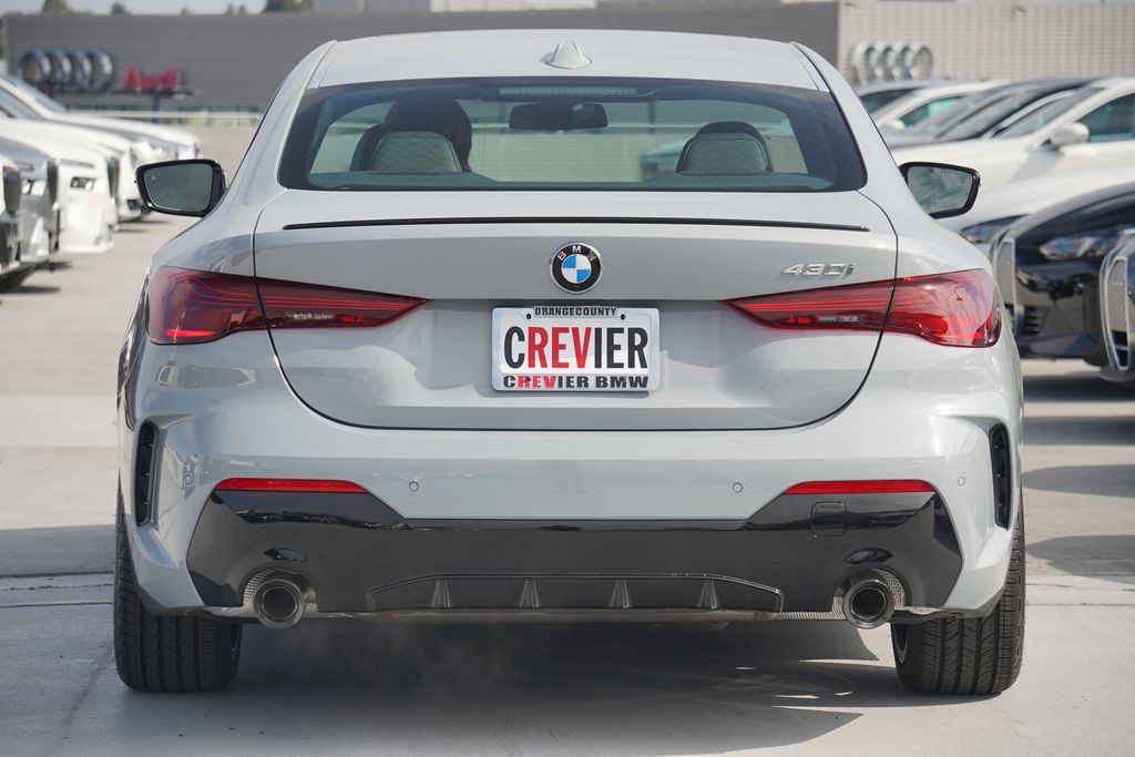 Thumbnail: 2025 BMW 4 Series - 6