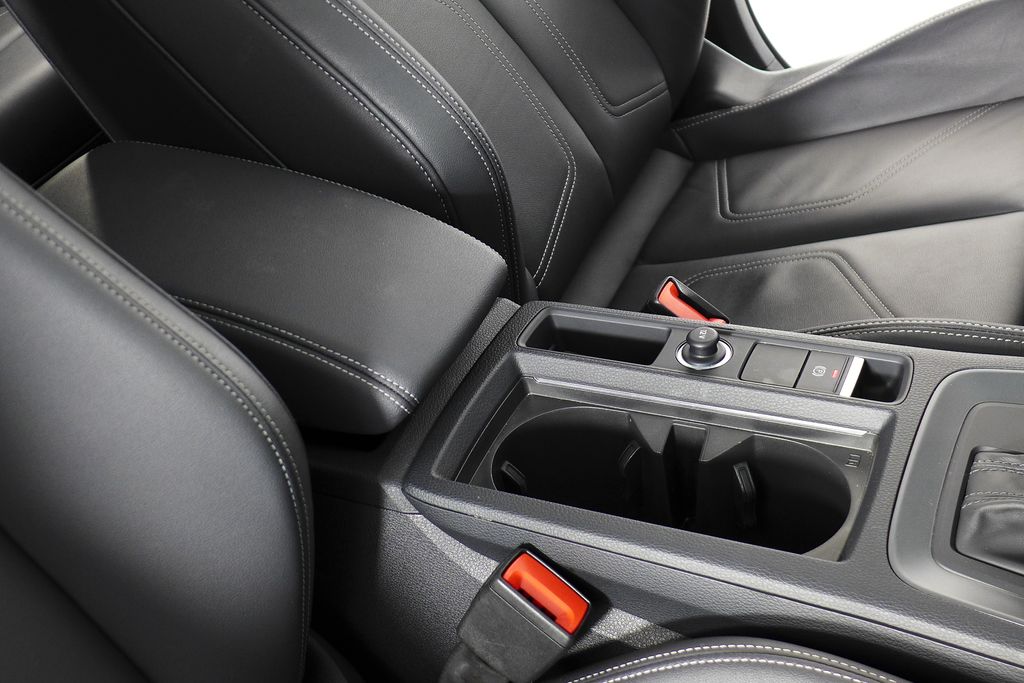 Thumbnail: 2025 Audi Q3 - 16