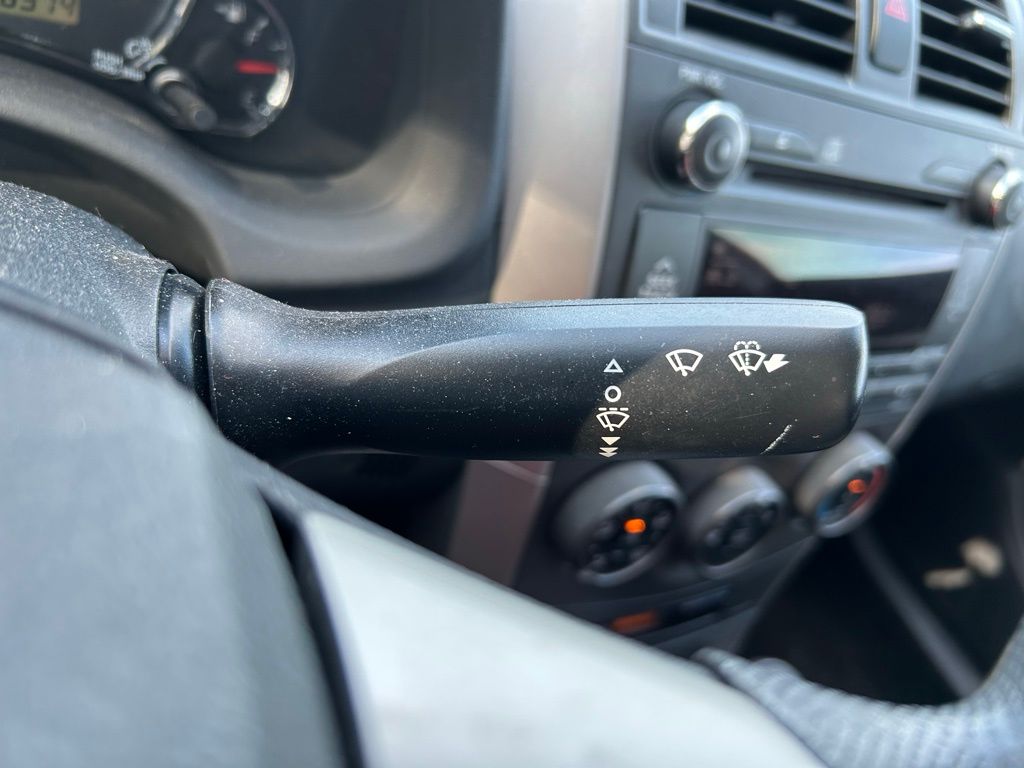 Thumbnail: 2011 Toyota Corolla - 20