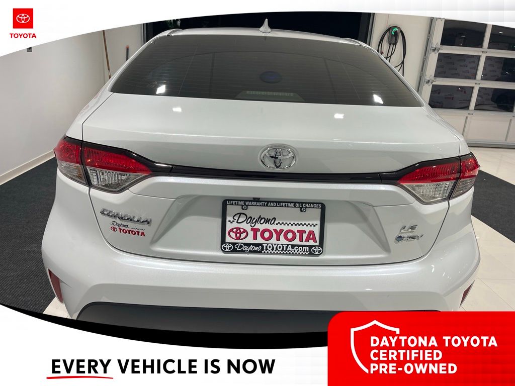 2026 Toyota Corolla LE - Photo 11
