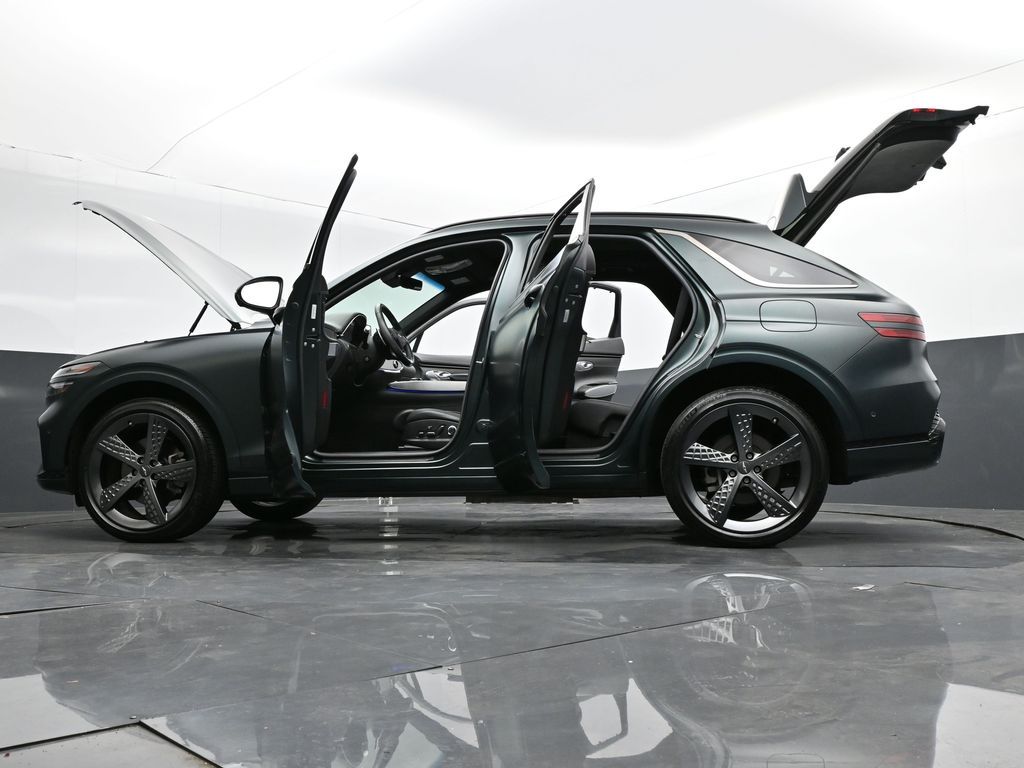 2022 Genesis GV70 2.5T Standard