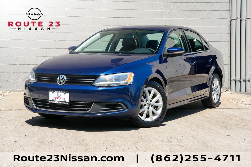 Tempest Blue Metallic 2014 Volkswagen Jetta SE Sedan Front-Wheel Drive 6-Speed Automatic