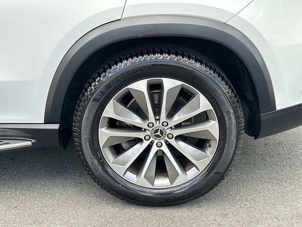 Thumbnail: 2020 Mercedes-Benz GLE - 15