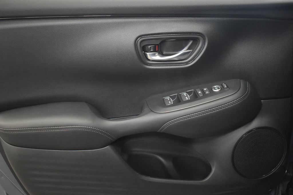 Thumbnail: 2026 Honda HR-V - 8