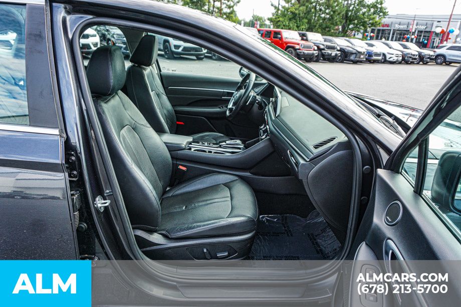 Used 2021 Gray Hyundai Limited image 23