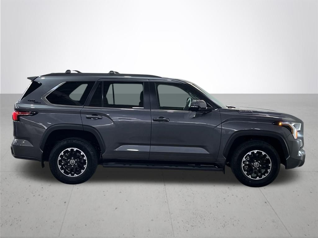 2024 Toyota Sequoia SR5