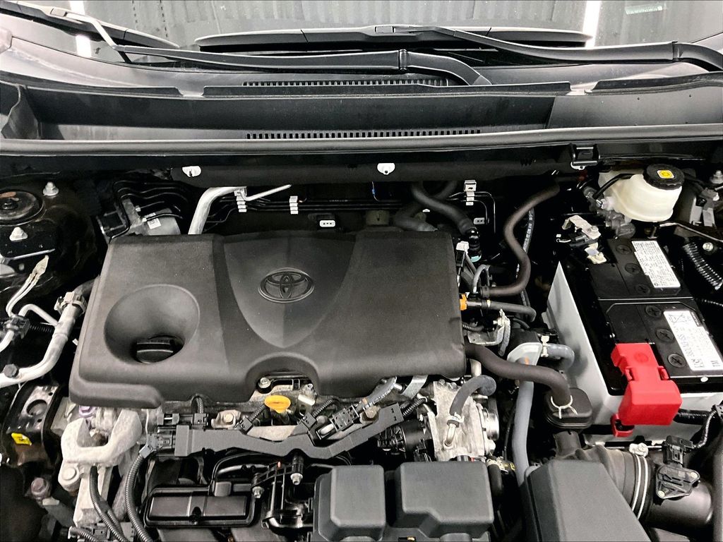 2023 Toyota RAV4 — photo 32