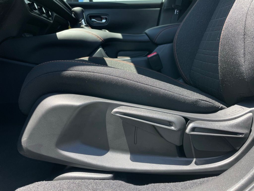 Thumbnail: 2026 Honda HR-V - 25