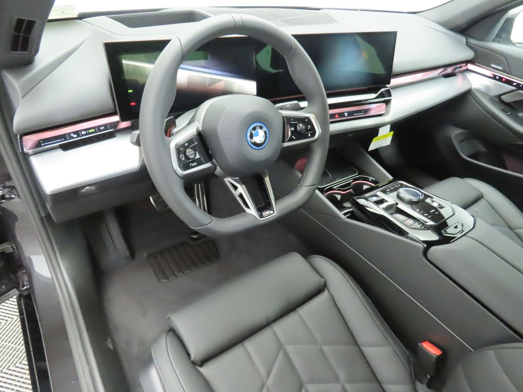 2025 BMW i5 eDrive40 9