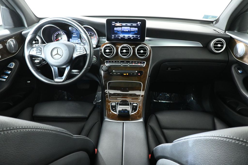 2017 Mercedes-Benz GLC 300 4