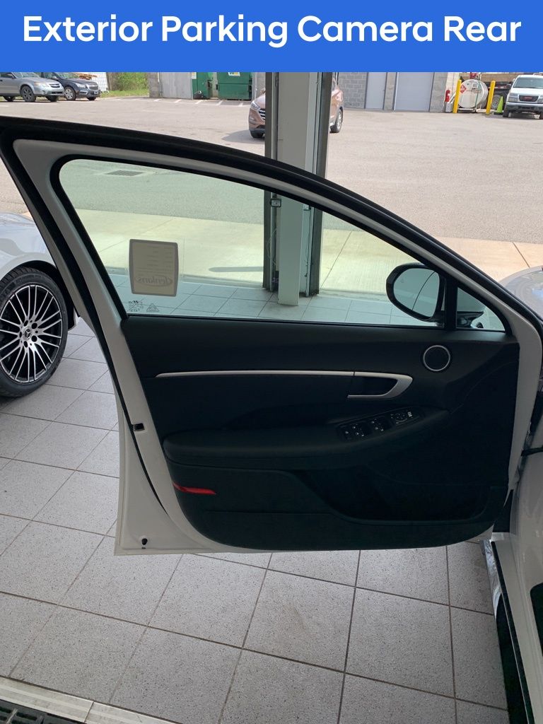 New 2026 White Hyundai SEL Sport image 5