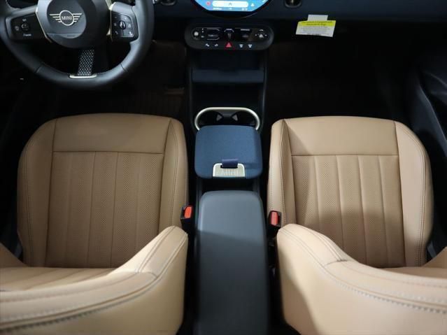 Thumbnail: 2026 MINI Cooper Countryman - 14