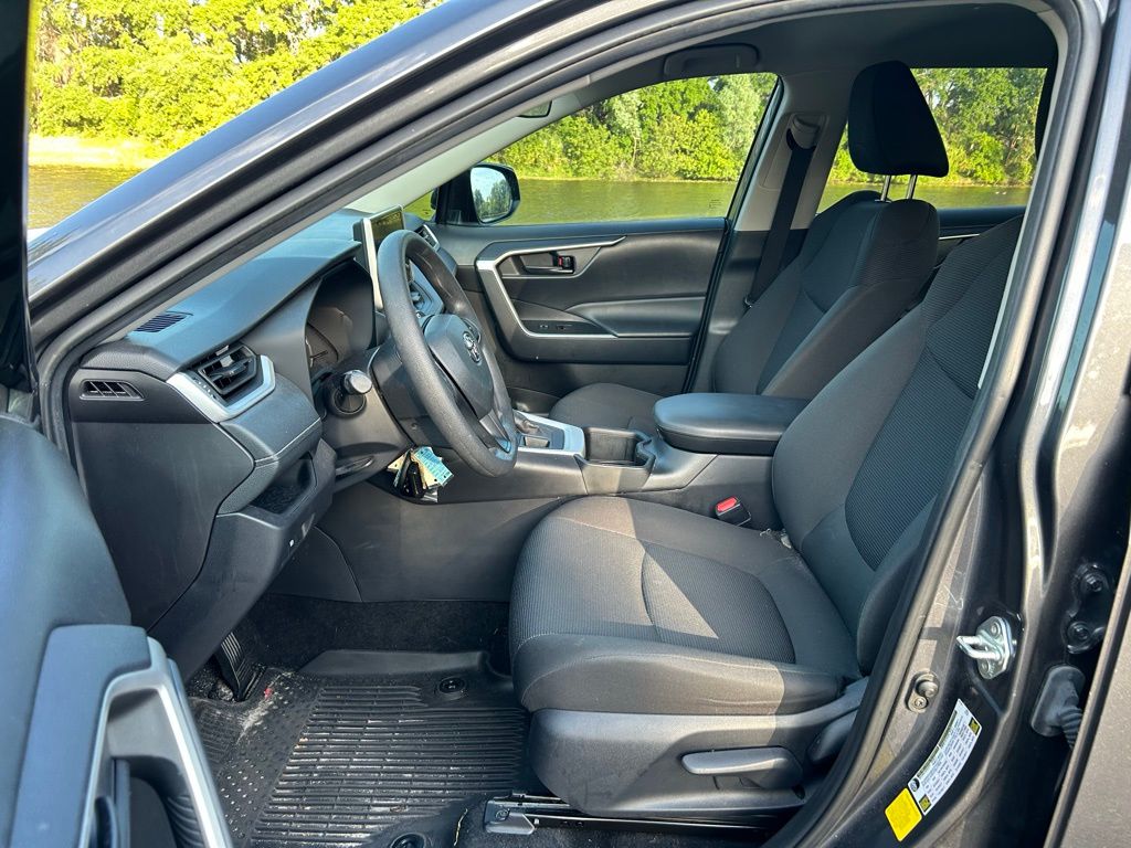 Thumbnail: 2024 Toyota RAV4 - 14