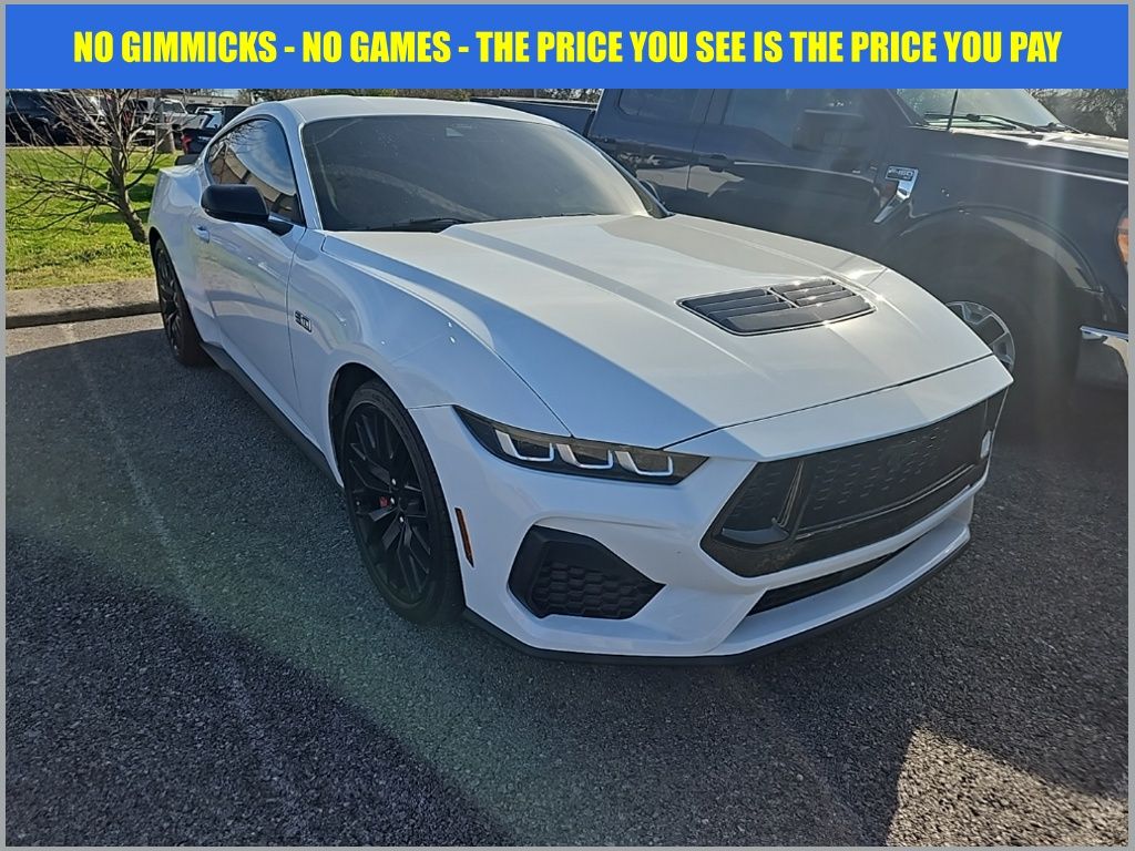 Oxford White 2024 Ford Mustang GT Premium Fastback RWD Coupe Rear-Wheel Drive Automatic