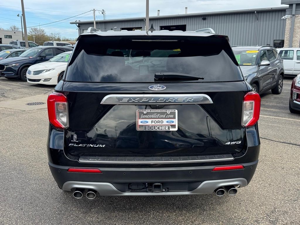 Certified Used 2022 Agate Black Metallic Ford Platinum image 4