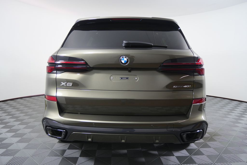 Thumbnail: 2026 BMW X5 - 4