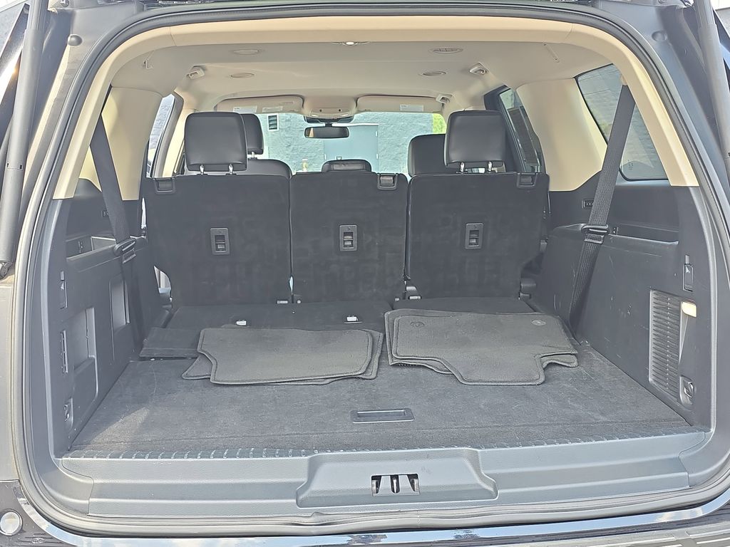 2024 Black Metallic Ford Expedition Max XLT RWD SUV