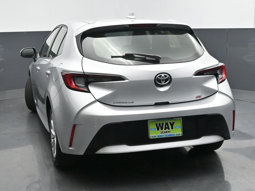 2024 Toyota Corolla Hatchback SE