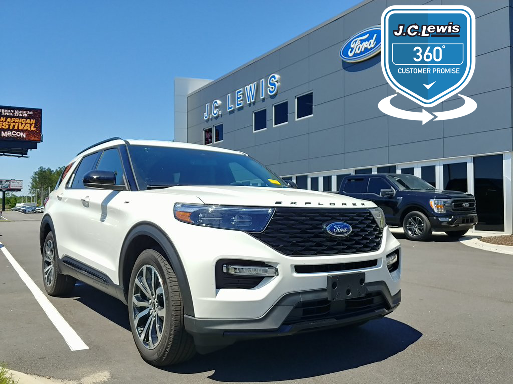 2024 Ford Explorer ST-Line