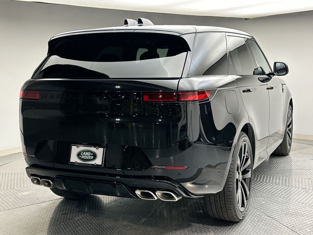 2025 Land Rover Range Rover Sport Dynamic 2