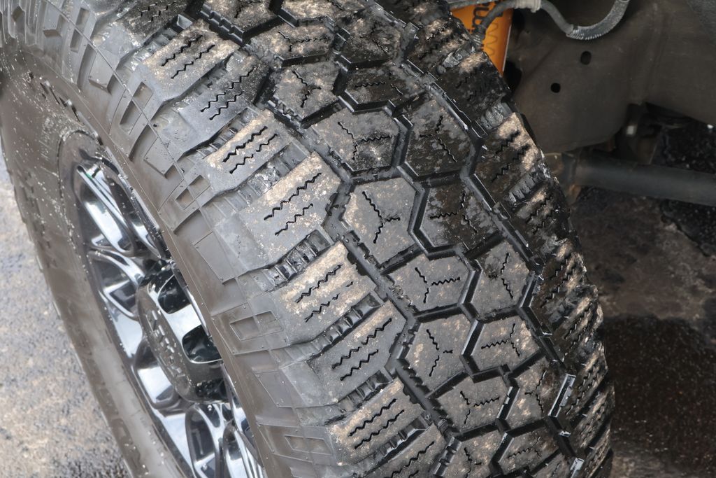 Thumbnail: 2024 Chevrolet Silverado 2500 - 15