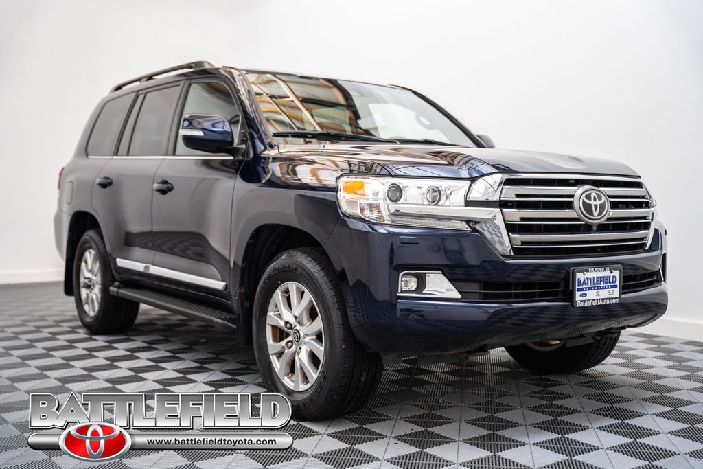 2017 Toyota Land Cruiser AWD