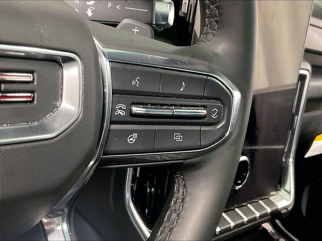 2025 GMC Yukon XL — photo 25