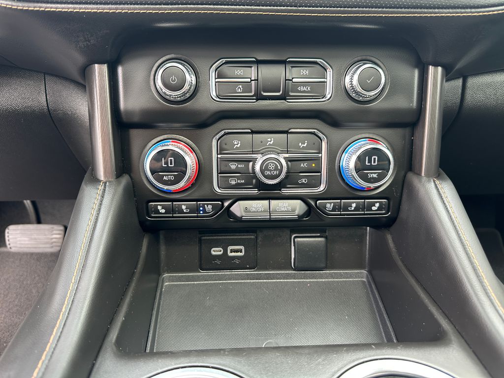 2023 GMC Yukon AT4