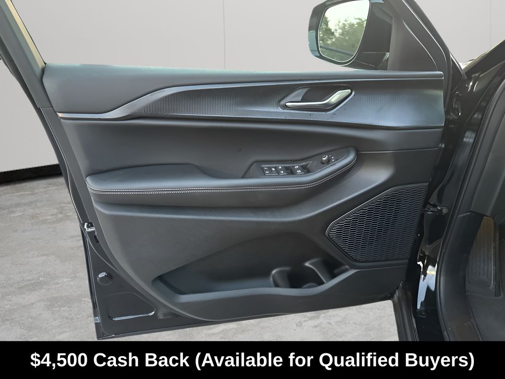 New Car 2025 Jeep Grand Cherokee L  For Sale Under $40,000 In Austin, Texas