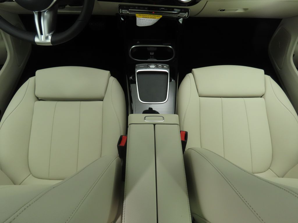 Thumbnail: 2025 Mercedes-Benz CLA - 17