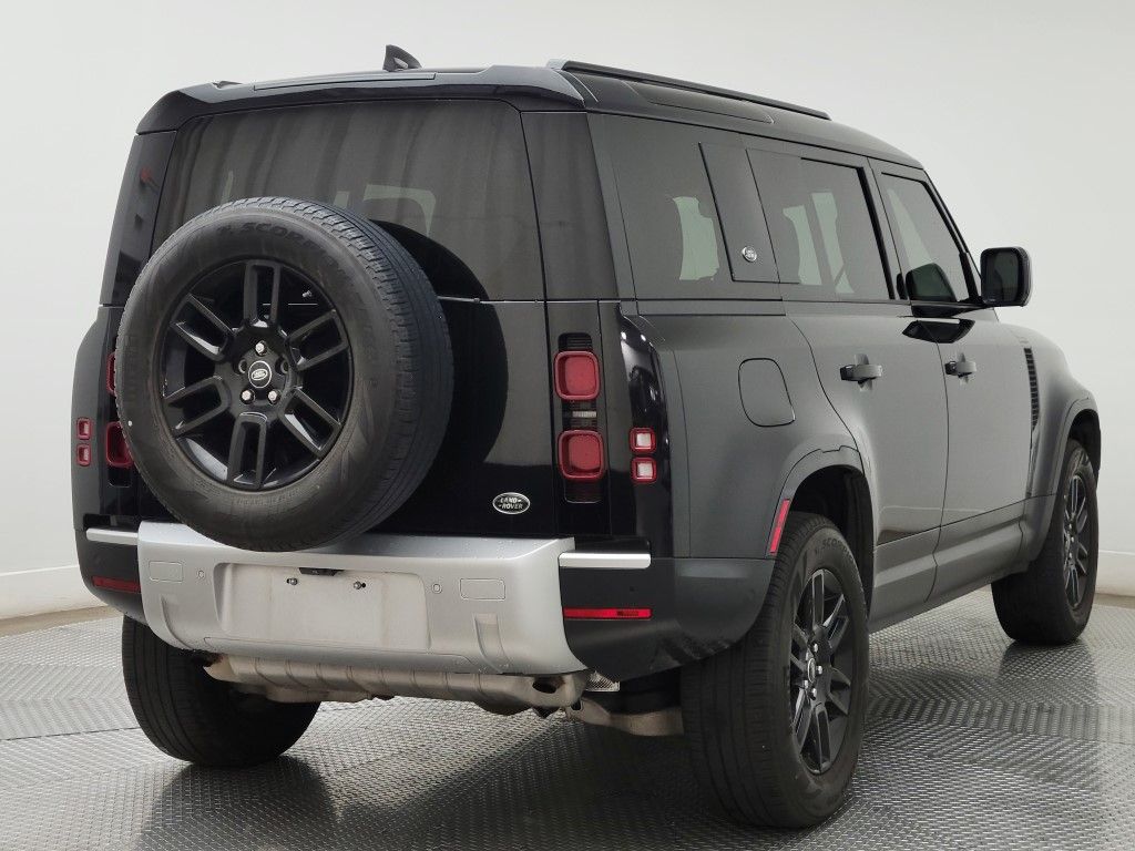 Thumbnail: 2021 Land Rover Defender - 5