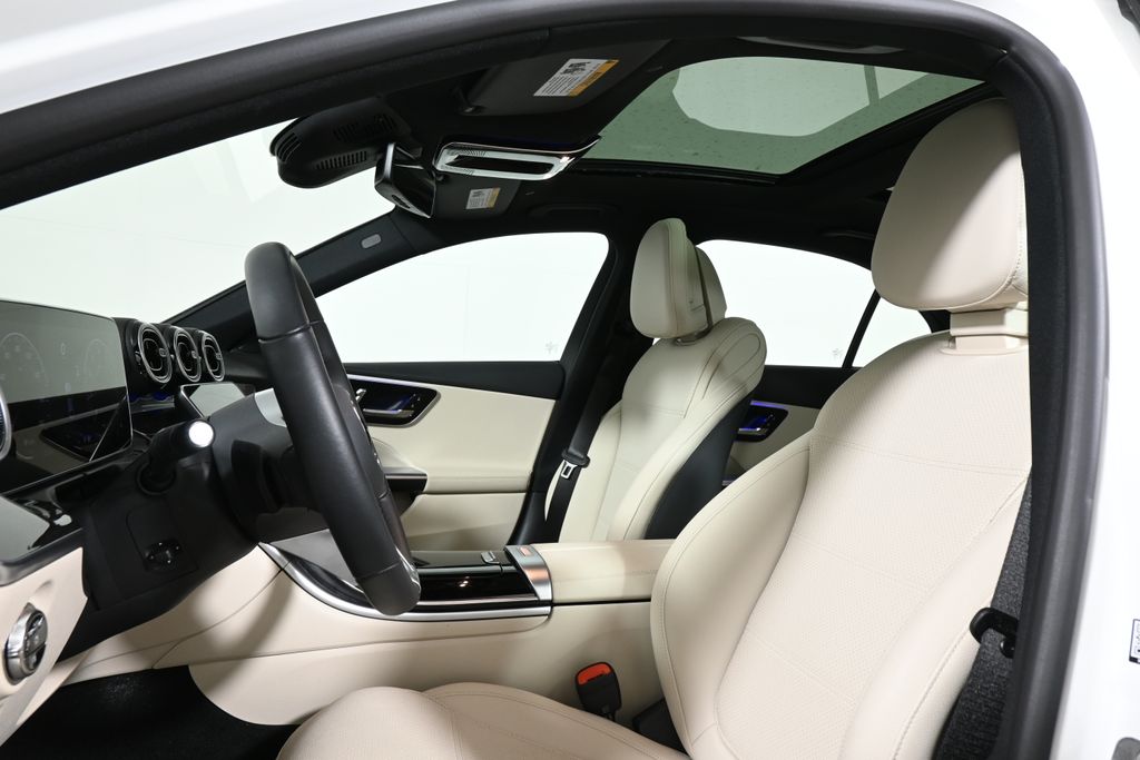 Thumbnail: 2025 Mercedes-Benz C-Class - 14