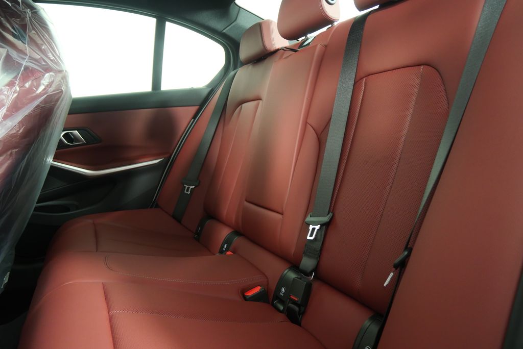 2025 BMW 3 Series 330i 15