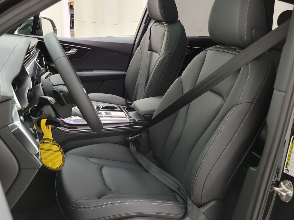 Thumbnail: 2026 Audi Q7 - 29