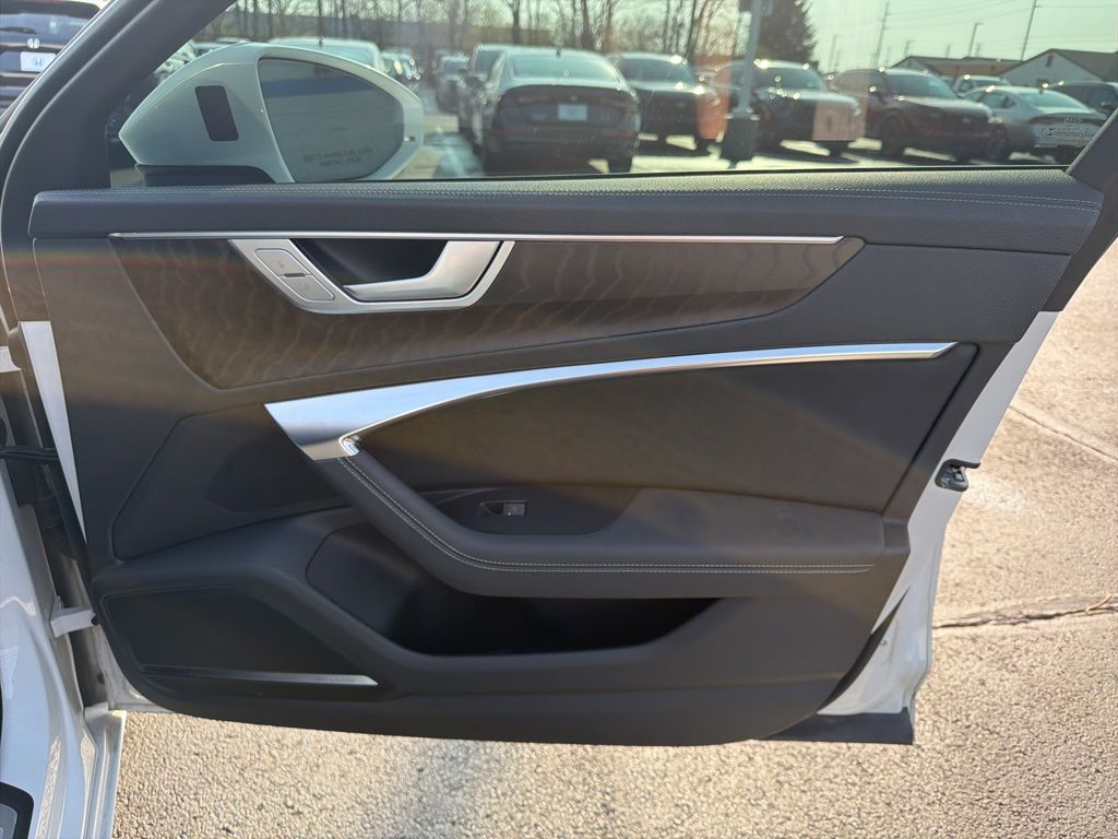 Thumbnail: 2020 Audi A6 - 25