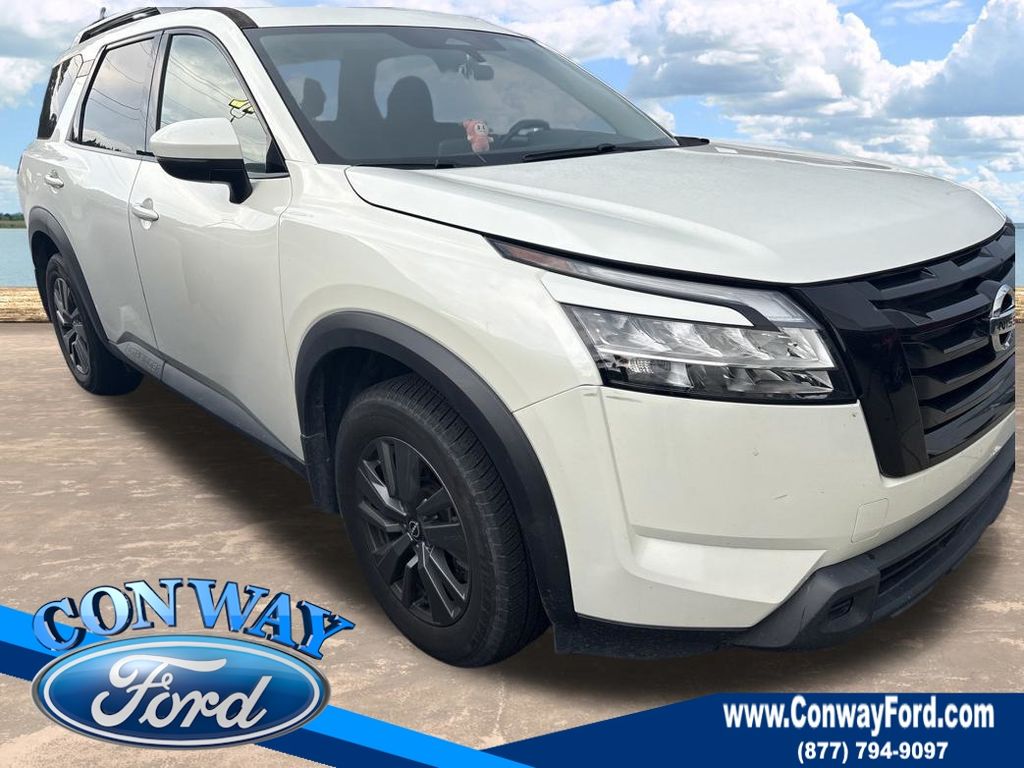 Pearl White Tricoat 2022 Nissan Pathfinder SUV / Crossover Front-Wheel Drive 9-Speed Automatic