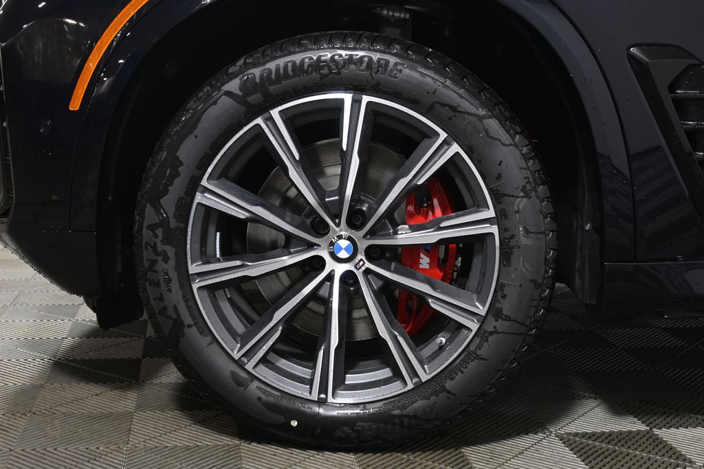 Thumbnail: 2026 BMW X5 - 12