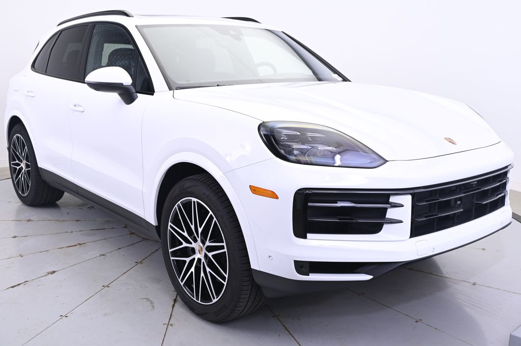 Thumbnail: 2025 Porsche Cayenne - 9