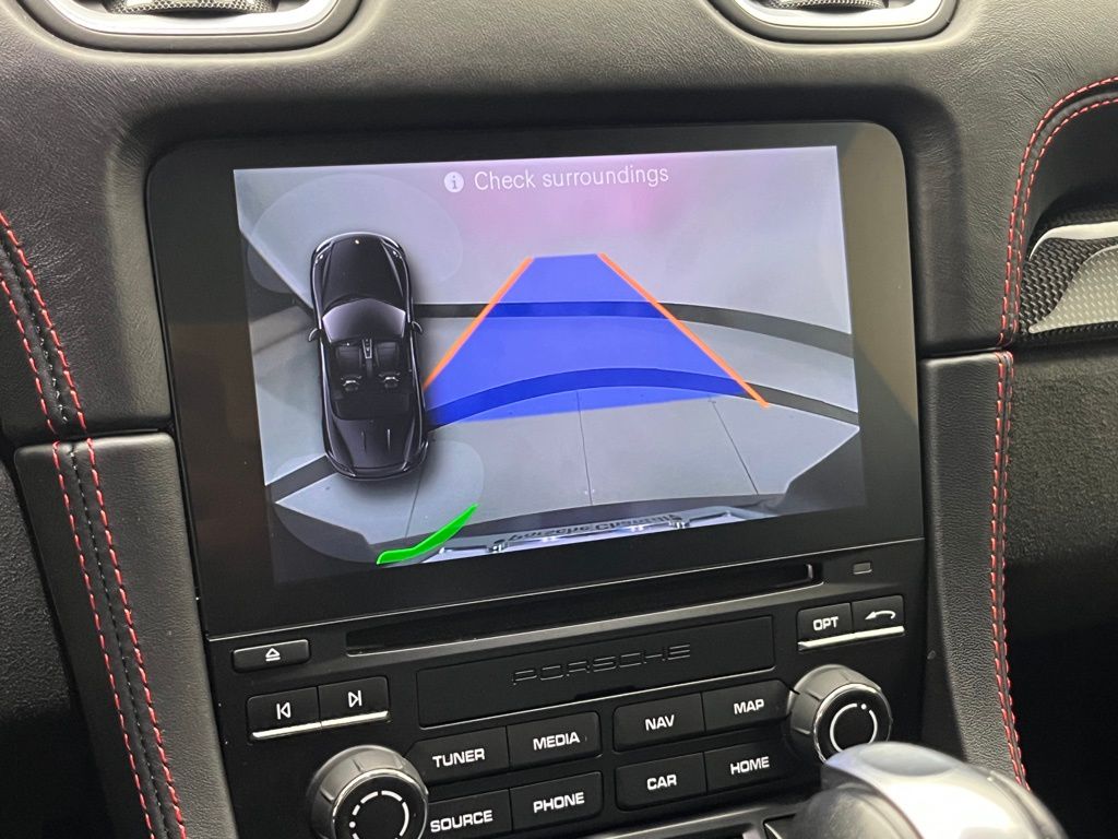 Thumbnail: 2022 Porsche 718 Boxster - 20