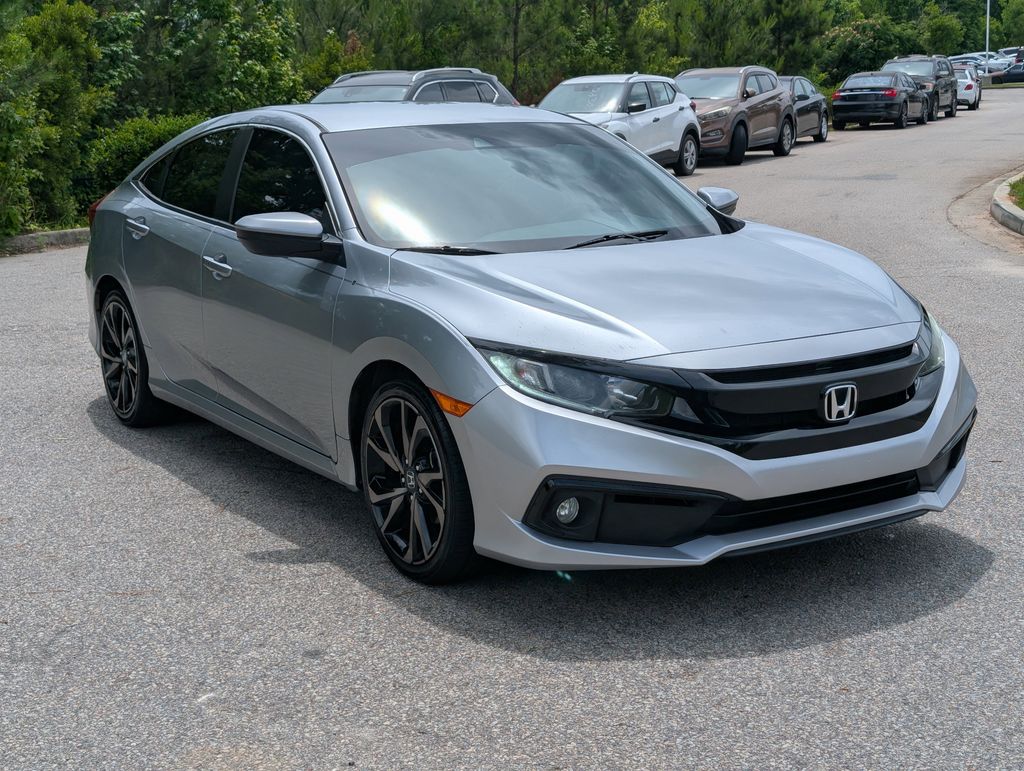 View vehicle photo 3