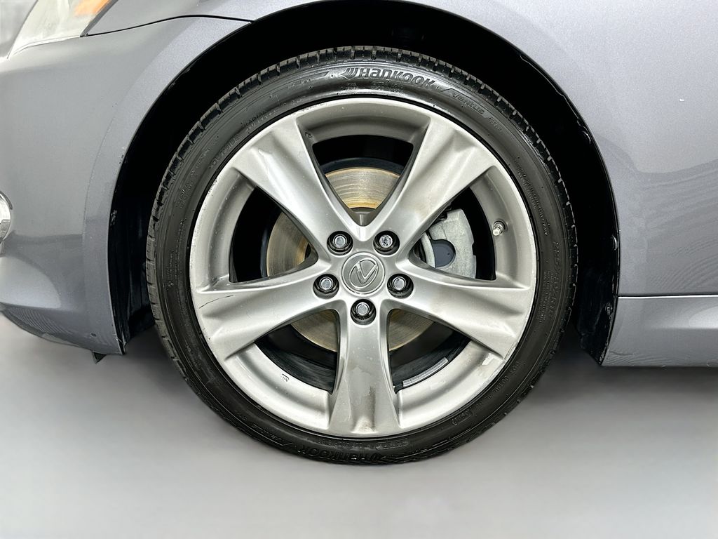 Thumbnail: 2013 Lexus IS - 31