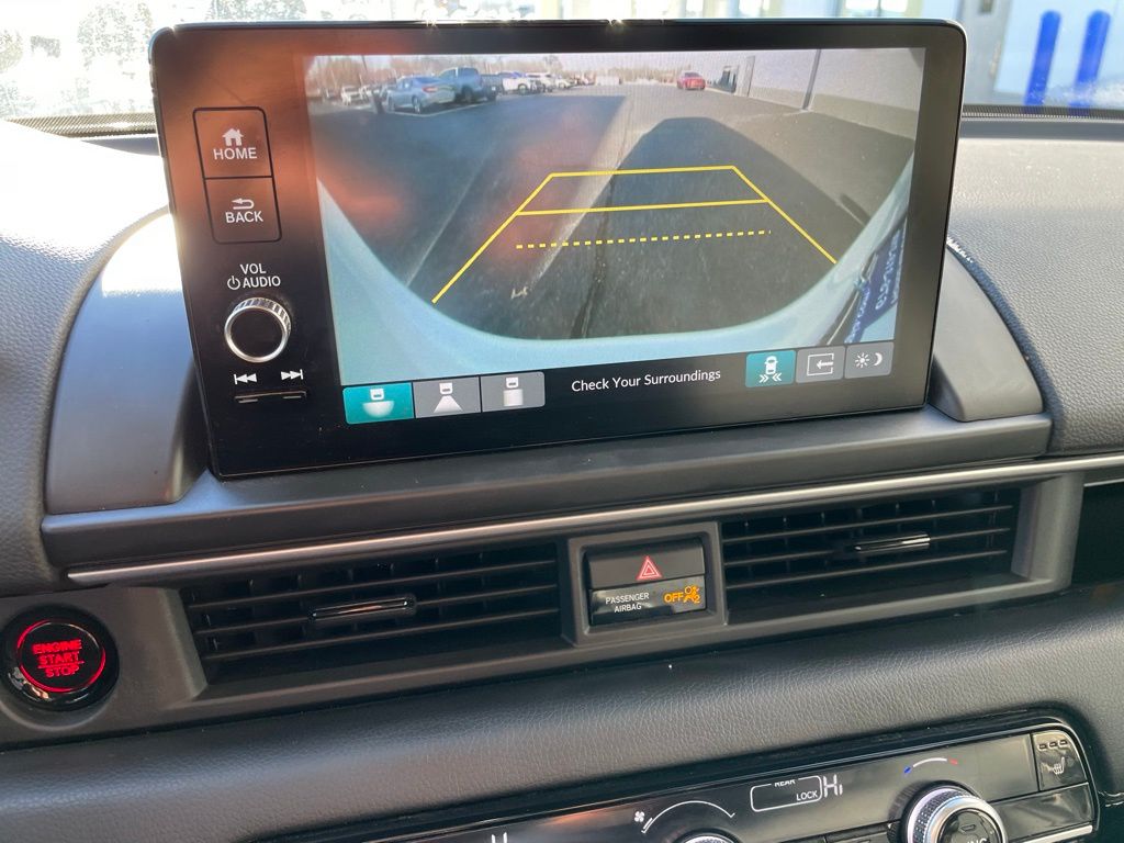 Thumbnail: 2025 Honda Pilot - 17