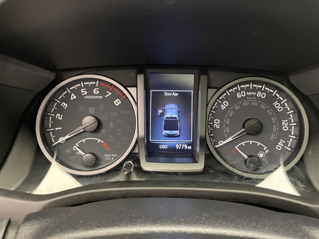Thumbnail: 2022 Toyota Tacoma - 24