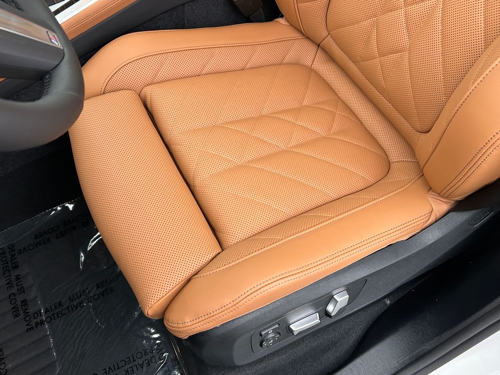 Thumbnail: 2026 BMW X5 - 15