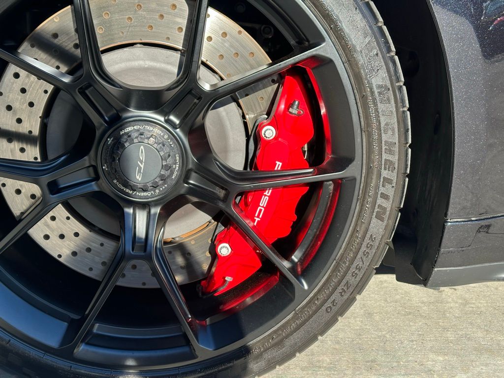 Thumbnail: 2024 Porsche 911 - 16