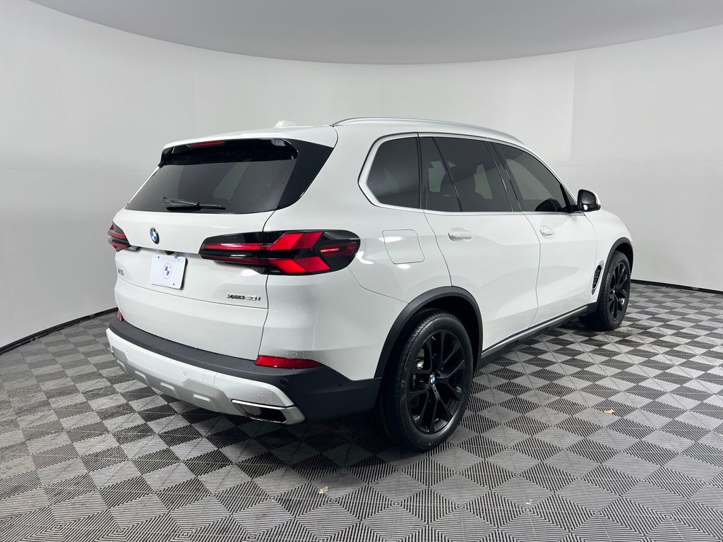 Thumbnail: 2024 BMW X5 - 5